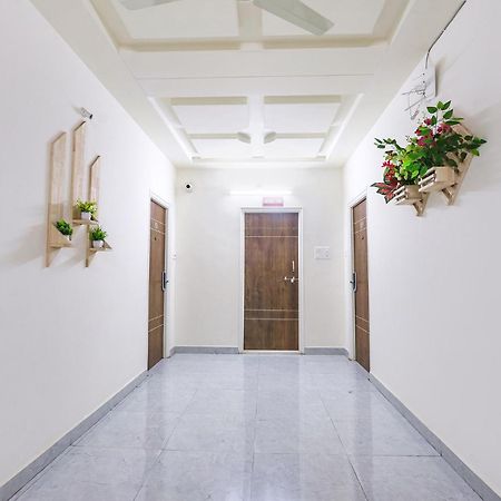 Fabhotel Golden Hitech - Nr Hitech City Haiderabad Buitenkant foto