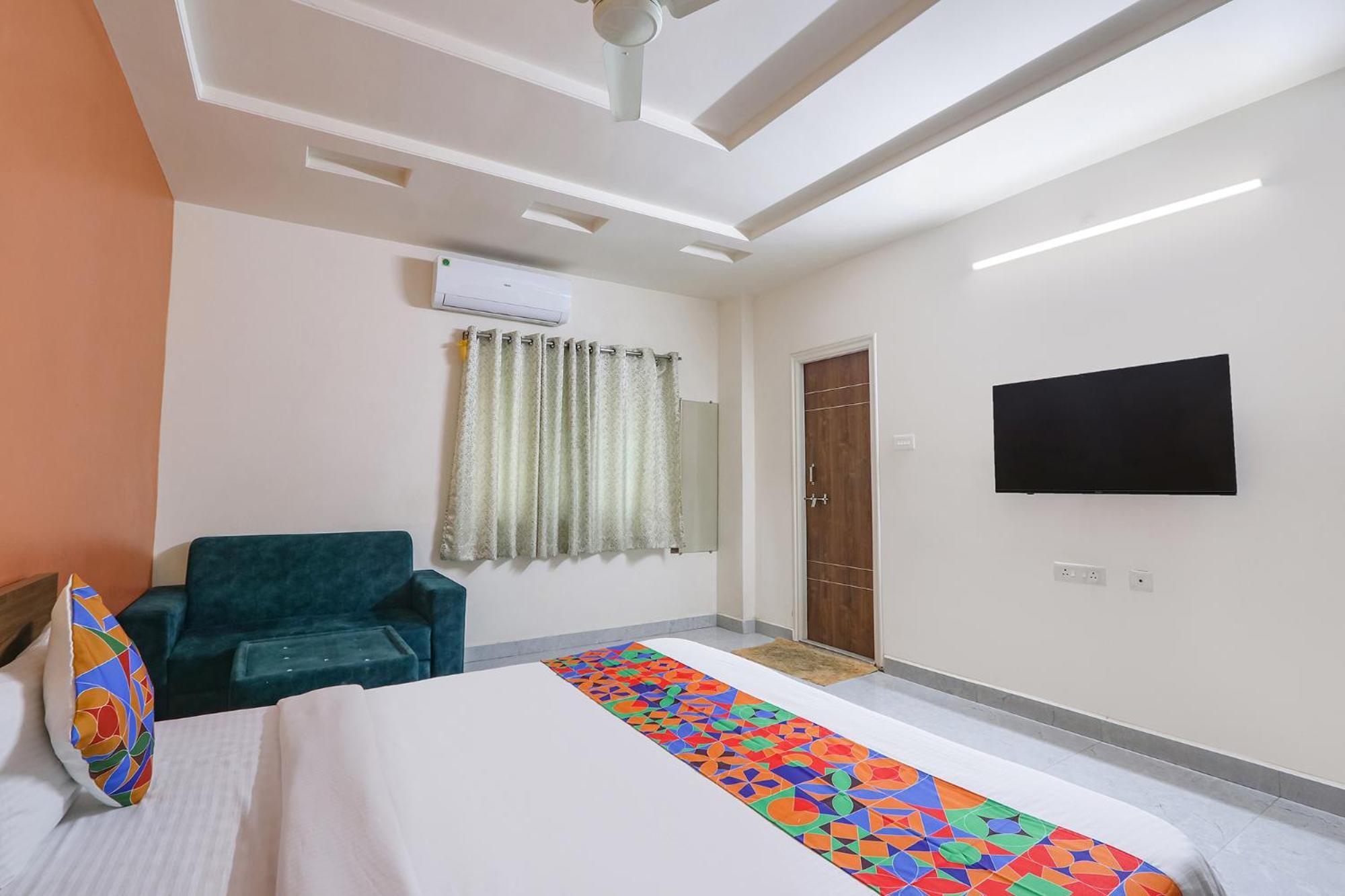 Fabhotel Golden Hitech - Nr Hitech City Haiderabad Buitenkant foto